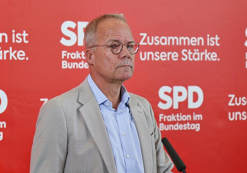 SPD-Fraktionschef verteidigt schwarz-rote Reformen