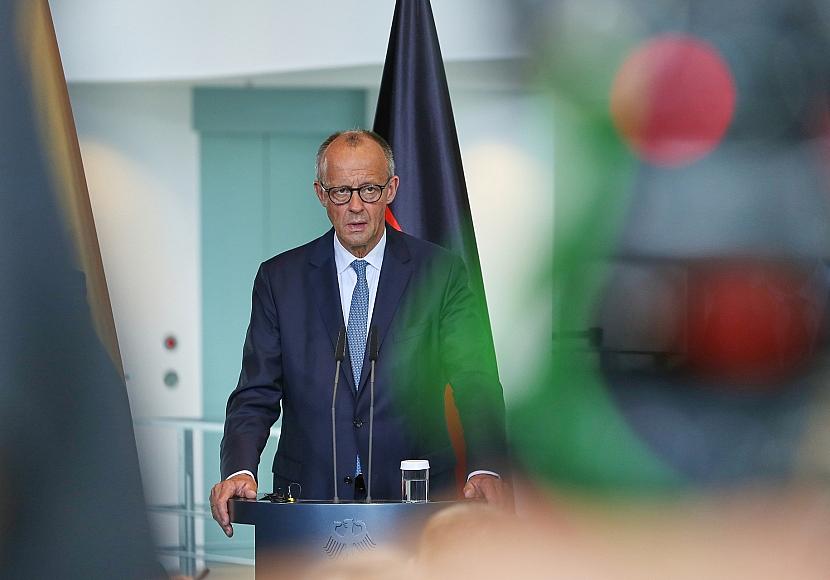 „Love in the air“ – Merz lobt Trump nach Nato-Gipfel