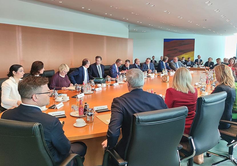Bundesregierung verabschiedet Maßnahmenpaket zum Bürokratieabbau