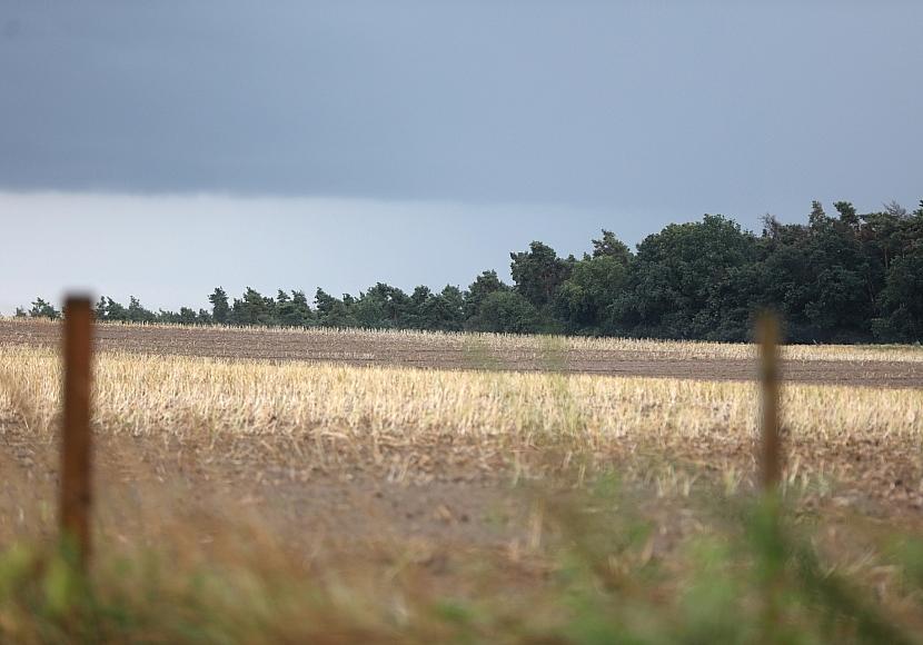 Wetterdienst warnt vor schweren Gewittern im Osten und Süden