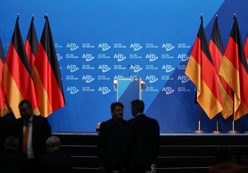 Strack-Zimmermann: Friedliche Blockade gegen AfD-Parteitag erlaubt