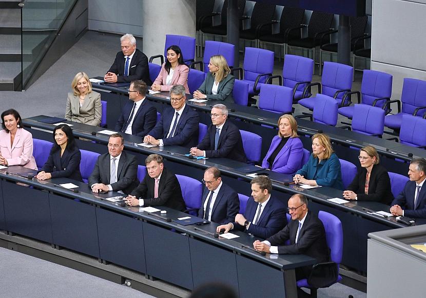 Verfassungsrechtler warnt vor verzögerter Vereidigung neuer Minister