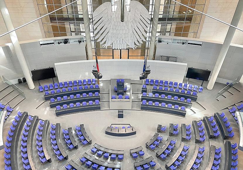 Bericht: Union muss für Fraktionssitzung in Plenarsaal ausweichen