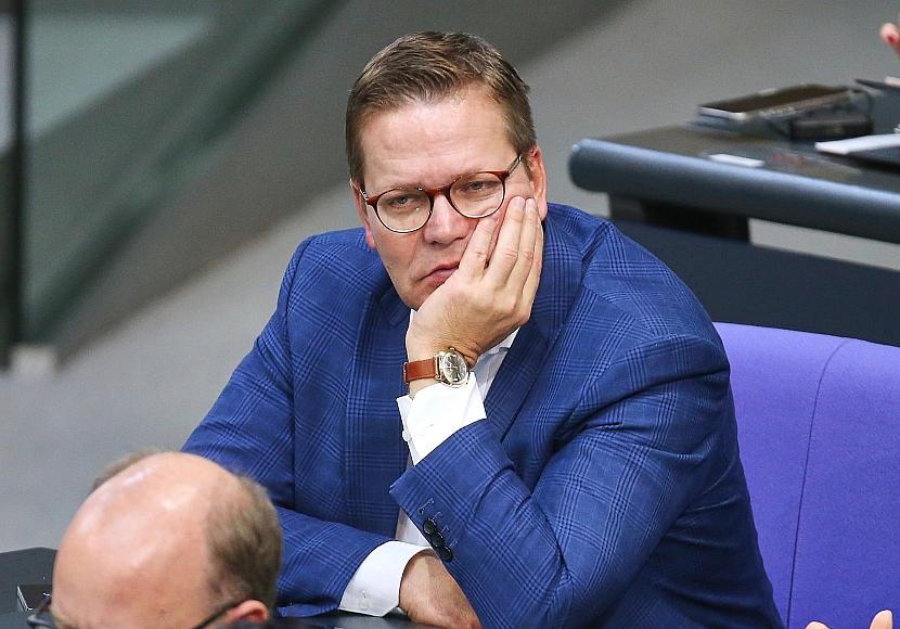 Geschasster Staatssekretär Sorge wettert gegen Merz