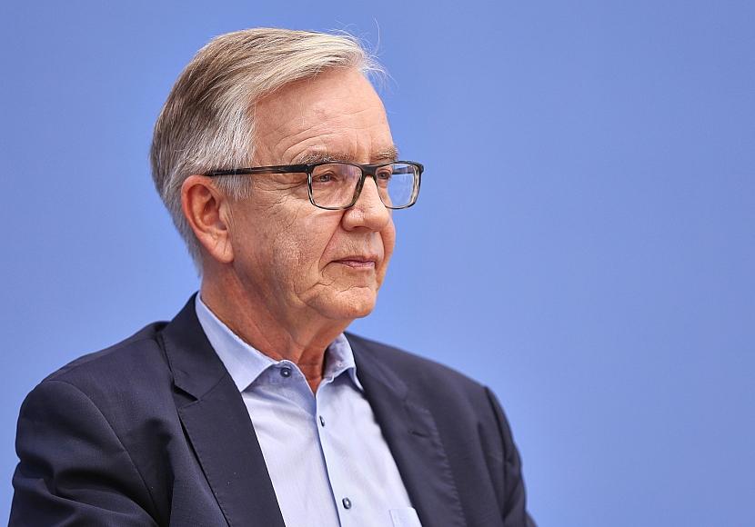 Bartsch kritisiert Unions-Brandmauer-Debatte als „dummes Zeug“