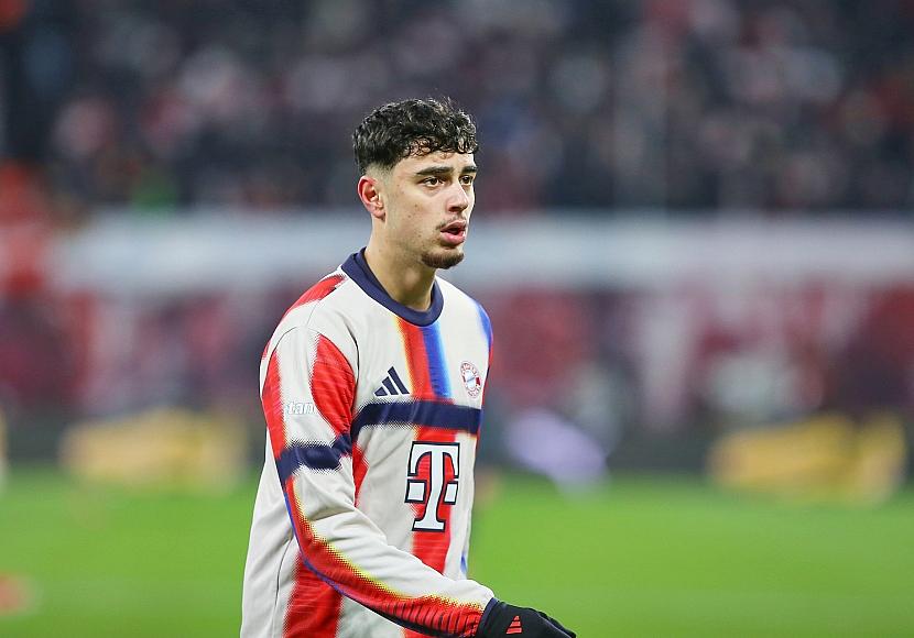 Bundesliga-Auftaktspiel: Bayern schlägt Stuttgart mit 5:1