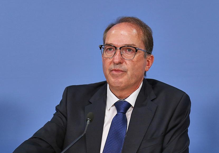 Dobrindt versichert: Kein „Kontrollverlust“ wie 2015