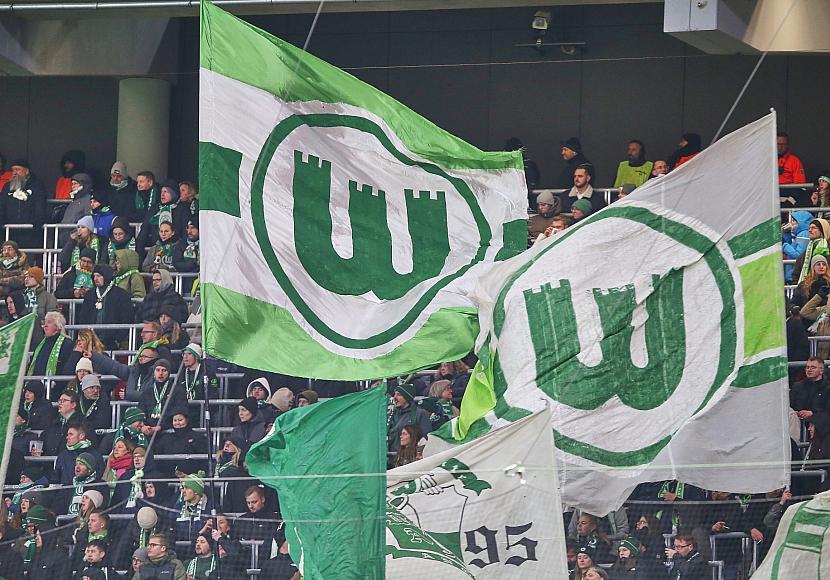 2. Bundesliga: Wolfsburg verspielt 3:0 gegen Cottbus