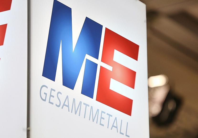 Gesamtmetall will Kürzung des Arbeitslosengeldes auf zwölf Monate