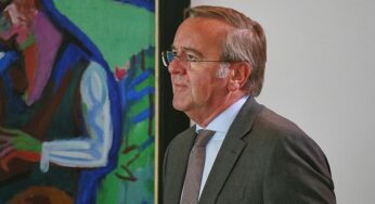 Scharping: Pistorius ist bester Verteidigungsminister seit Schmidt