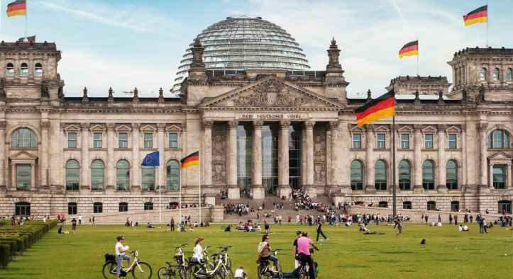 Großrazzia gegen Spitzenpolitiker im Bundestag