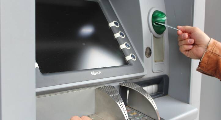 Kein Geld: Zahlreiche Banken von massiven Störungen betroffen